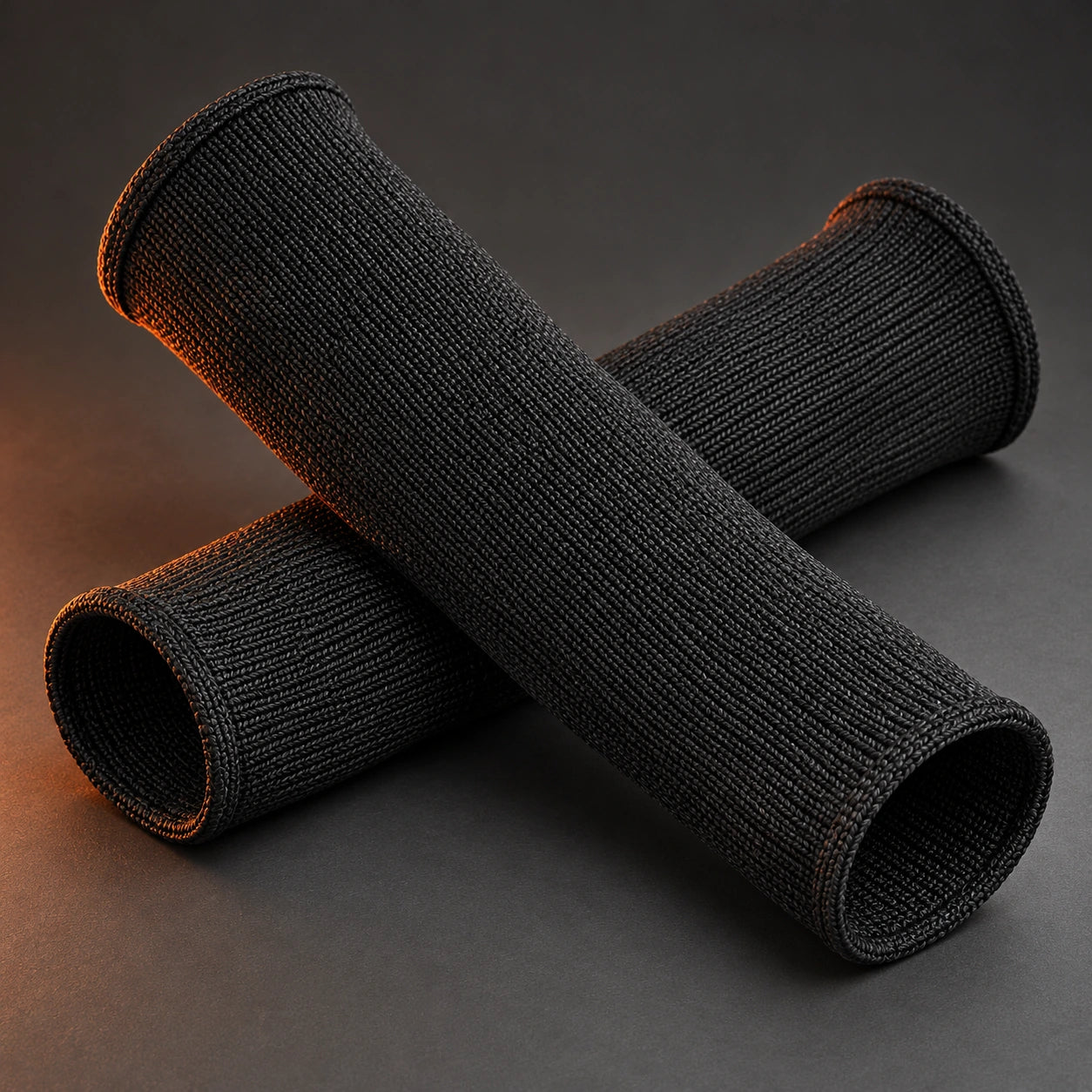 Black knitted SleeveGuard sleeves, product appearance illustration